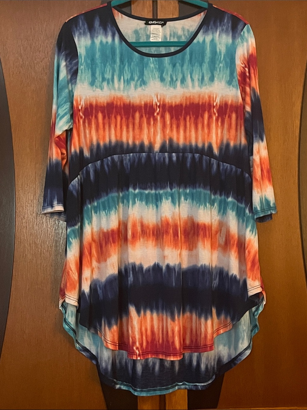 HEIMISH Tie-Dye Pattern Scoop Neck Tunic in Teal-Navy-Orange w/Front Waist Seam